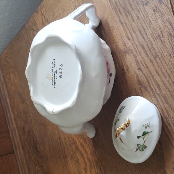 Arthur Wood & Son Staffordshire Teapot with Lid - Picture 6 of 7